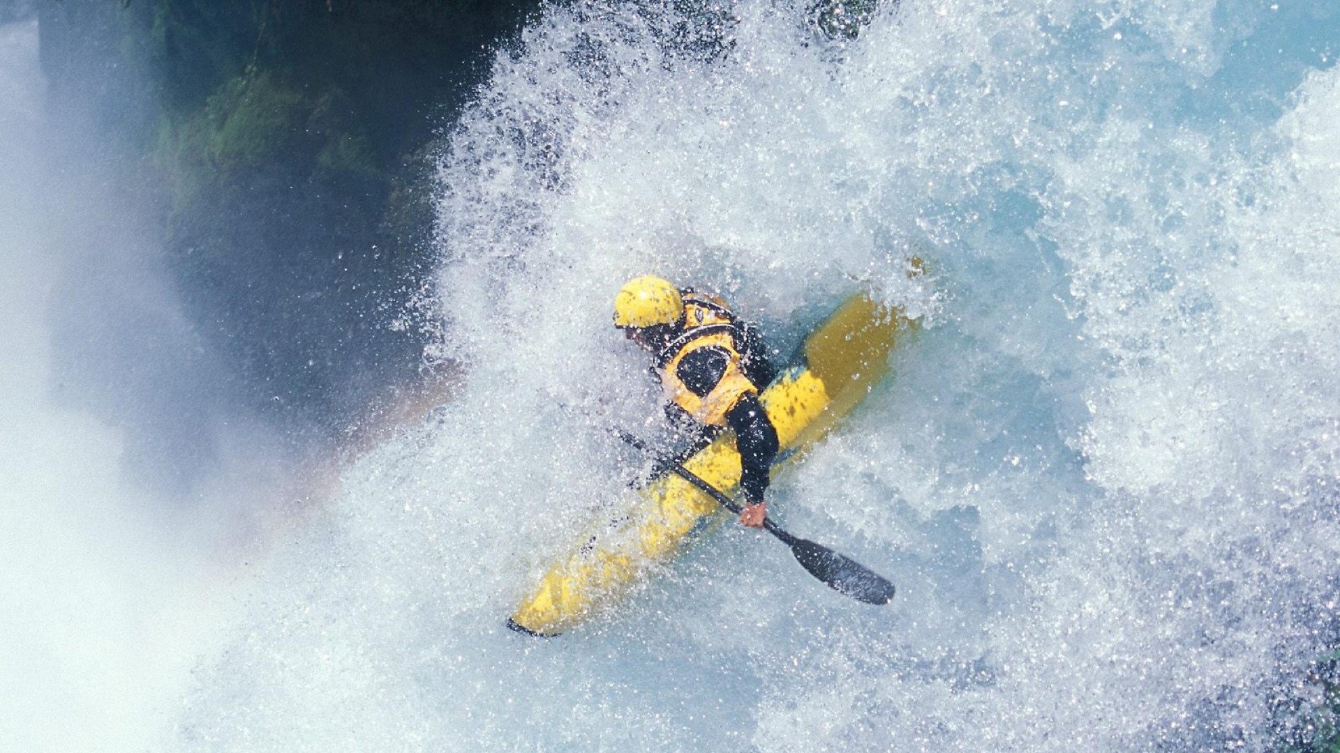 “伊万·戈梅斯:阿根廷美洲狮队的硬汉之选,全面防守与攻击兼备”